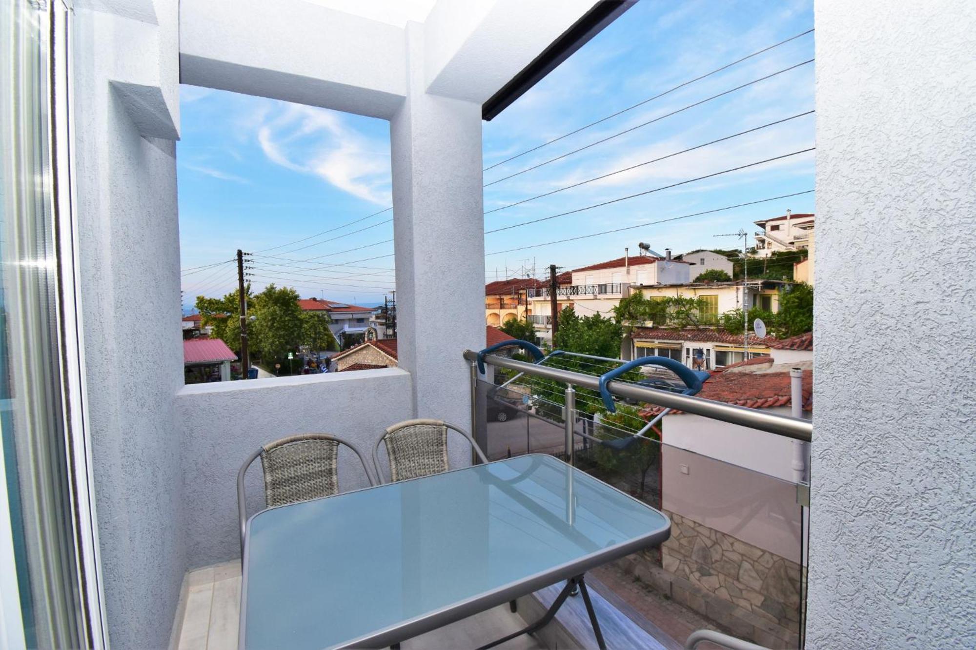 Apartments Miki Полихроно Екстериор снимка
