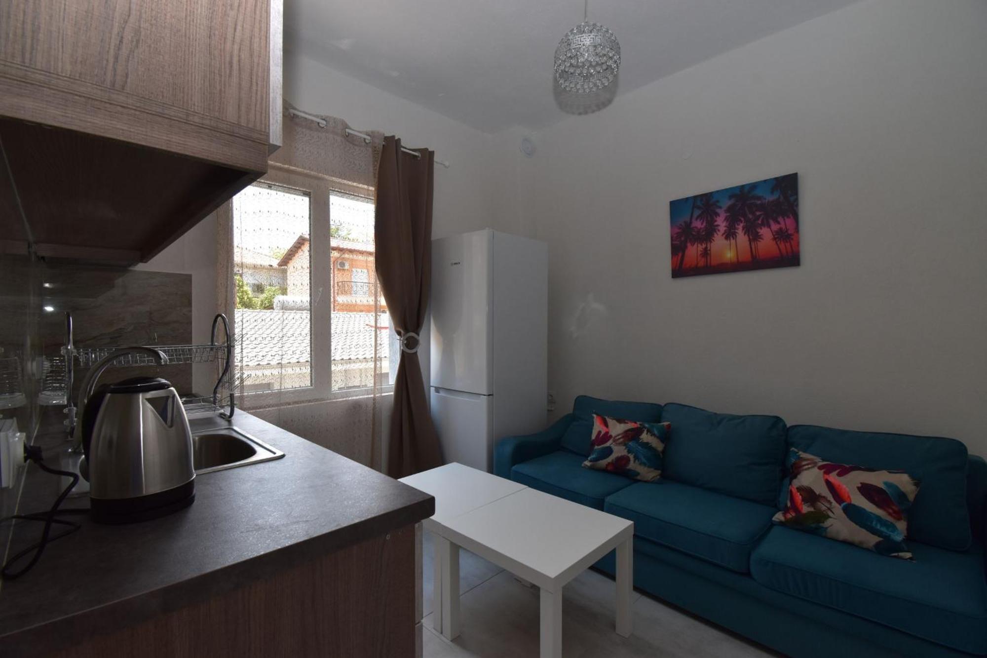 Apartments Miki Полихроно Екстериор снимка